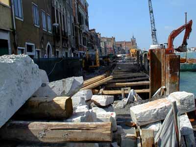 Venezia, saccheggio / Looting of Venice