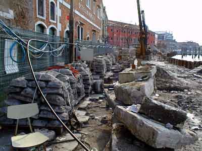 Venezia, saccheggio / Looting of Venice