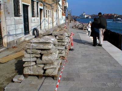 Venezia, saccheggio / Looting of Venice