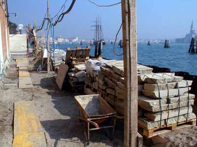 Venezia, saccheggio / Looting of Venice